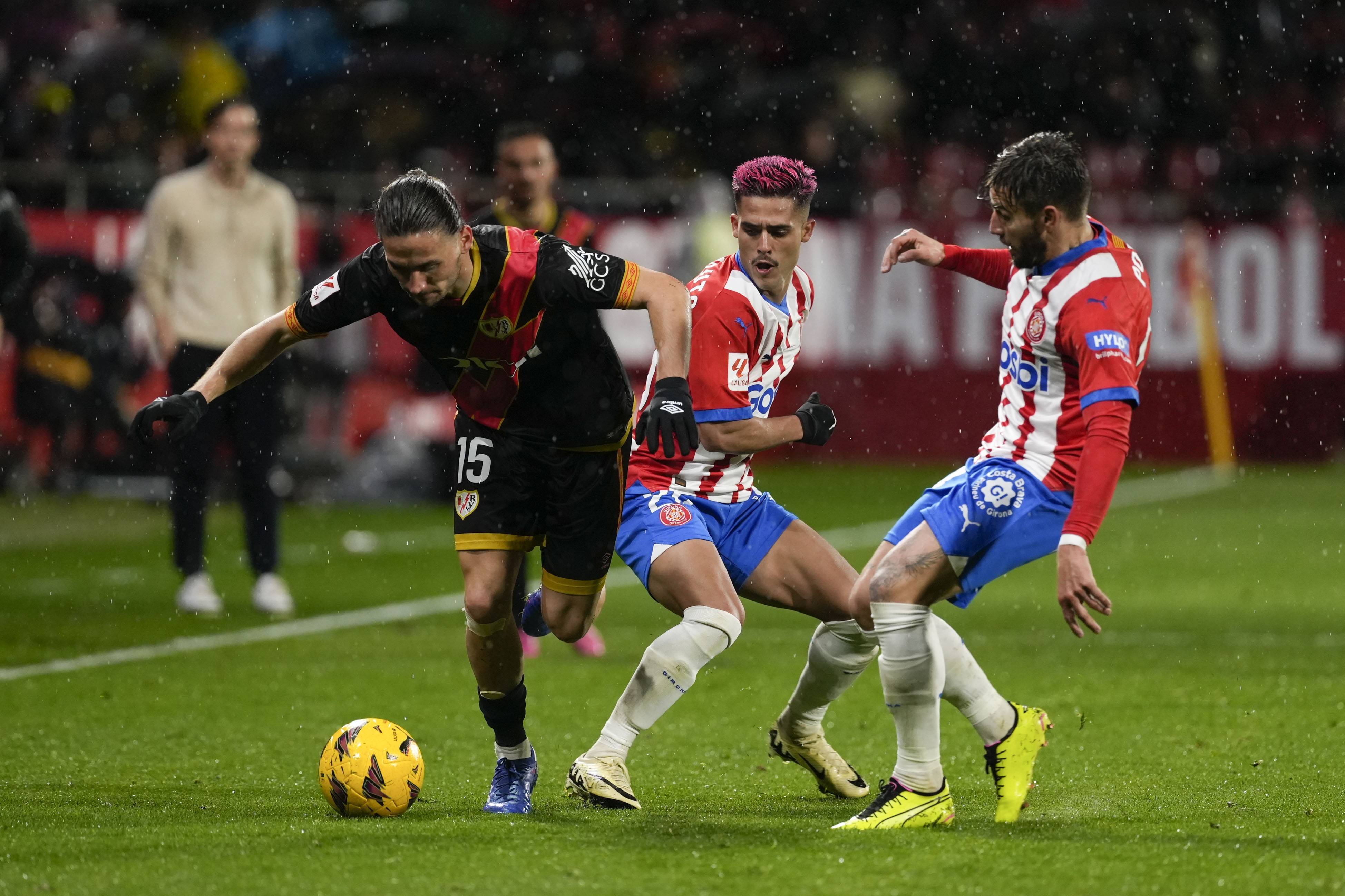 防守争夺：巴伦西亚与马竞火拼的简单介绍