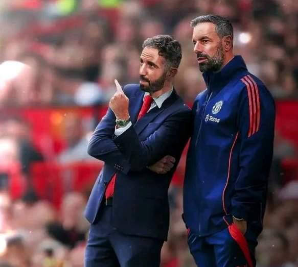 华体会在线-曼联主场逆转，挽回颓势取得胜利的简单介绍