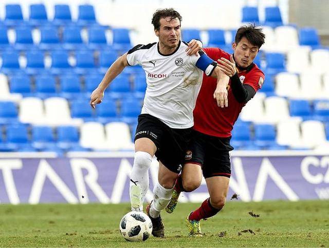 格拉纳达客场挫败赫塔菲，拿下三分