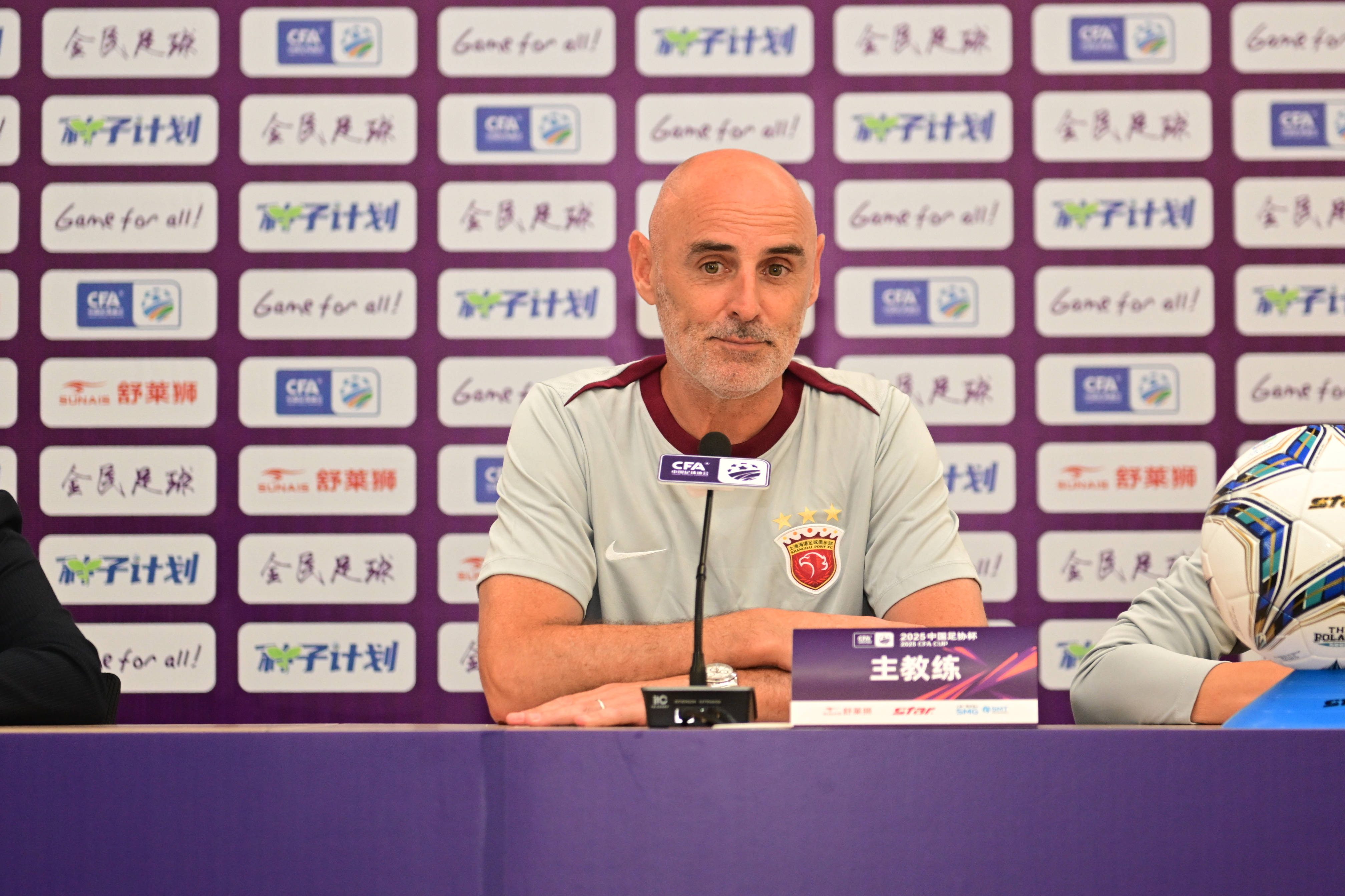 华体会教练-日本队在比赛中发挥出色赢得对手尊重