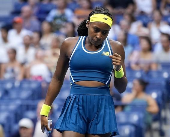 乌克兰队斗志昂扬，实现逆袭