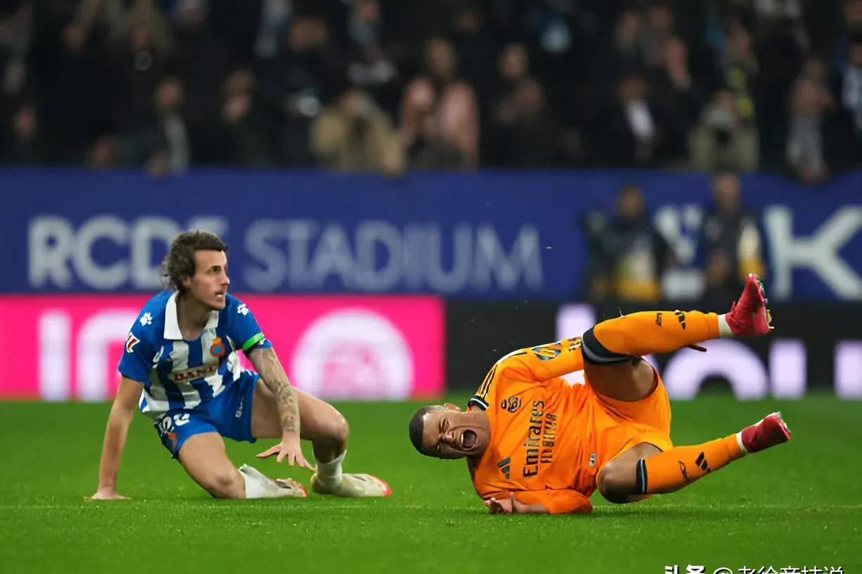 华体会app-包含西班牙队在客场逼平瑞典队，触底反弹的词条