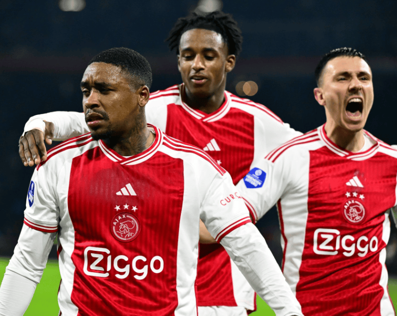 华体会培训-阿贾克斯力挽狂澜！荷甲球队盛况空前