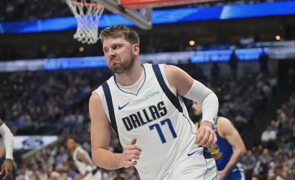 独行侠负于鹈鹕，东契奇遭遇低潮