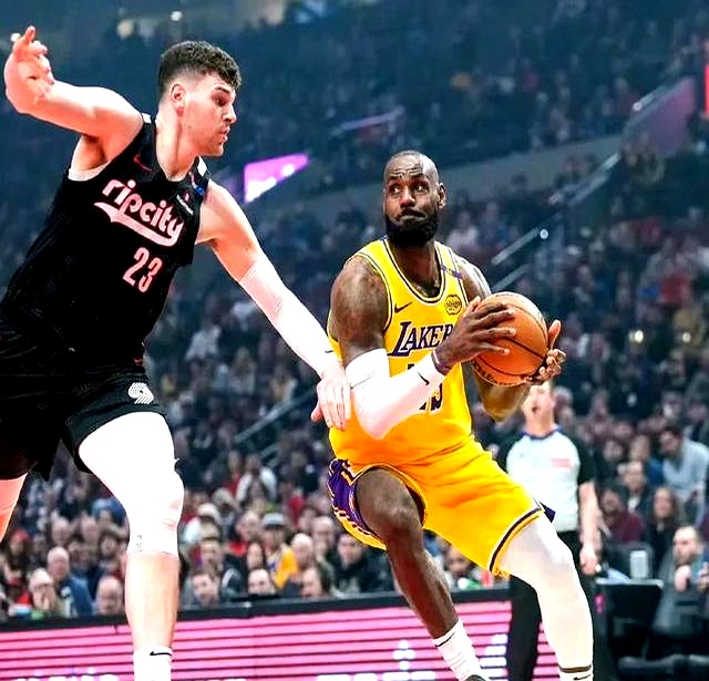 关于NBA西部强队交锋，湖人挑战快船寻求胜利的信息