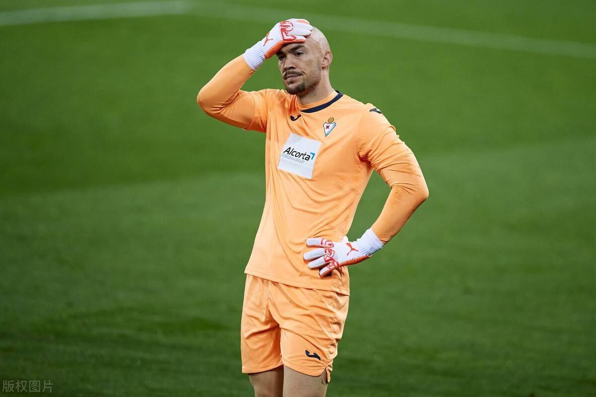 关于皇家社会后防稳固崭露头角，零封对手的信息