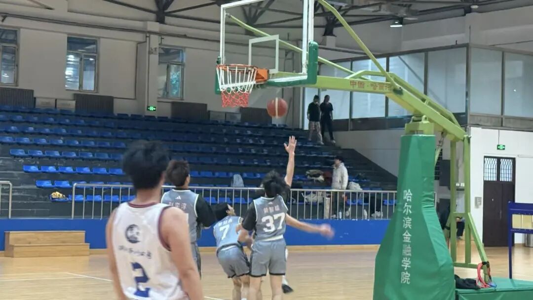 华体会中国官网-哈尔滨男篮举办青少年夏令营